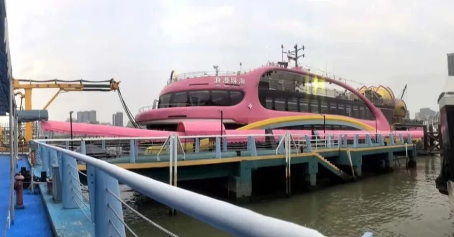 纯电动旅游客船,纯电动船,电动船,健龙